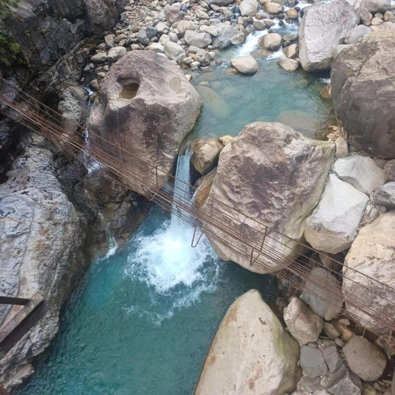 Odyssey Stays Nongriat - 3Kms Trek From Main Road تشيرابونجي المظهر الخارجي الصورة